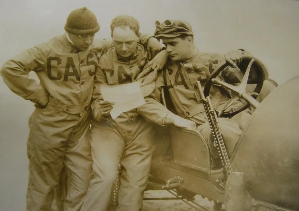 1 Day Itinerary in Orléans: Walking Route, Joan of Arc Sites, and Food Stops