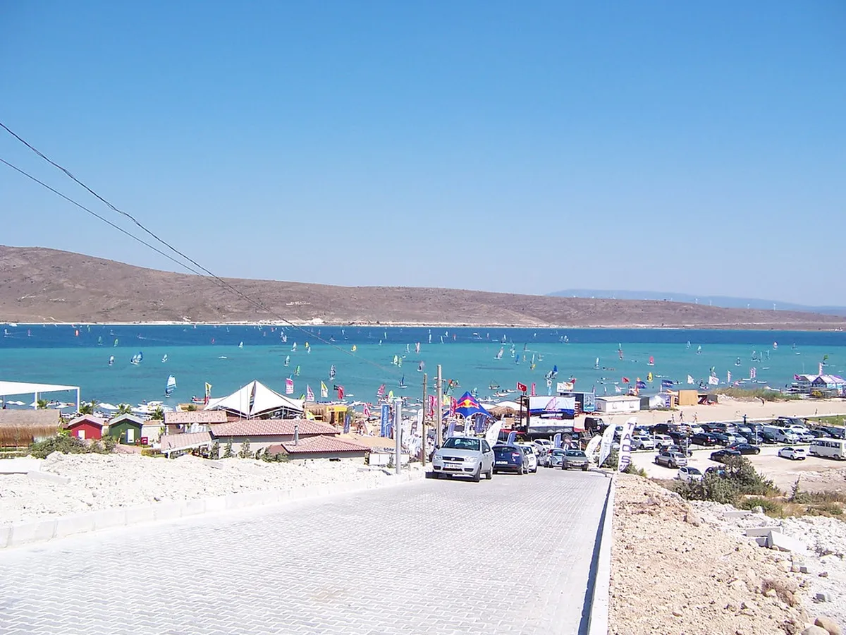 Best Alaçatı Beaches Guide: Sun, Surf, and Clubs