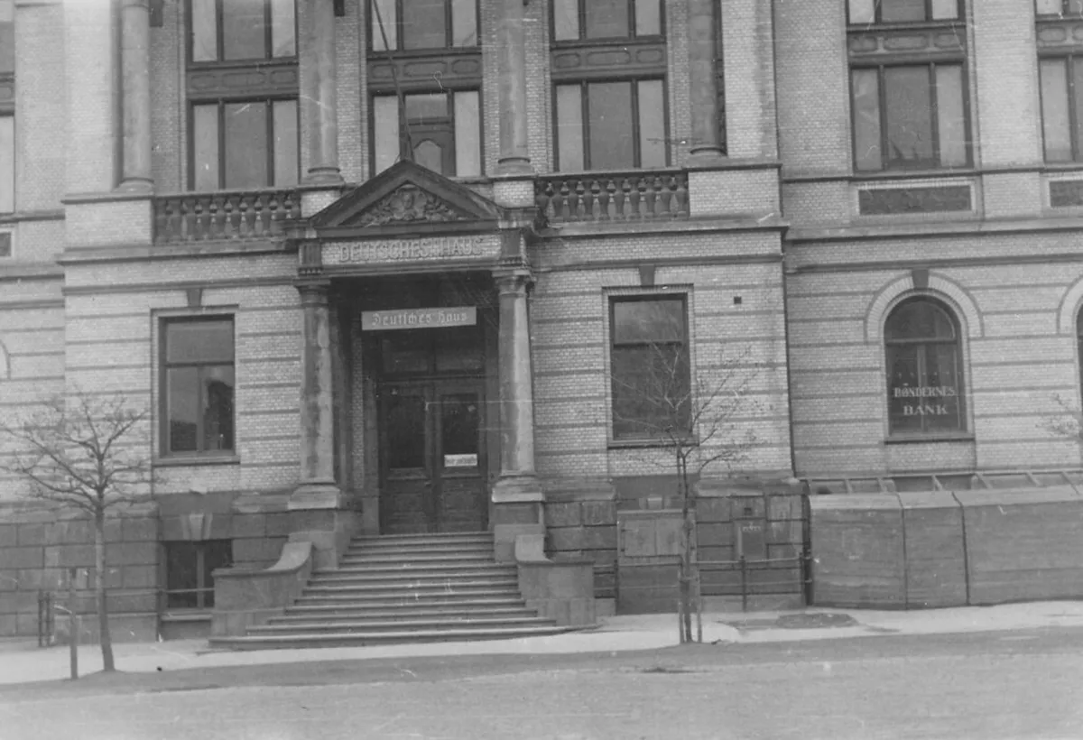 Download Your Ålesund Architecture Map for 2025