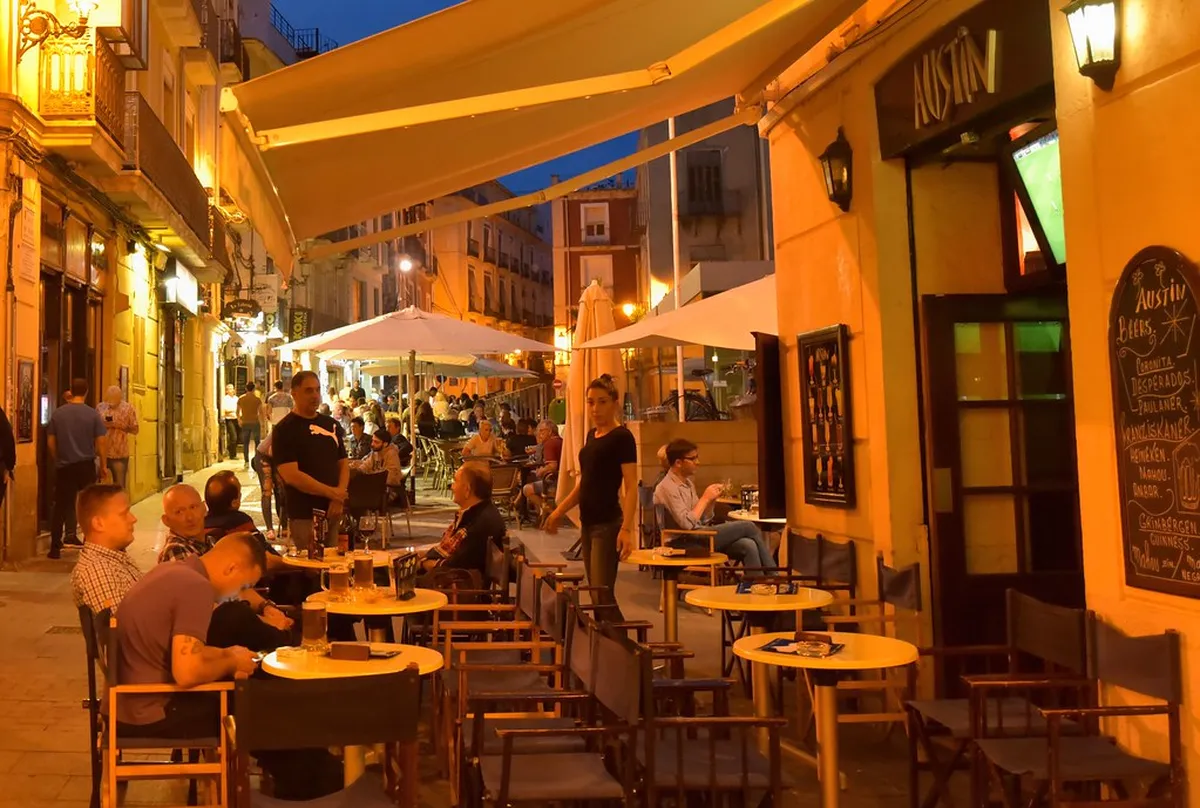 Alicante Nightlife for First-Timers: Your 2025 Guide