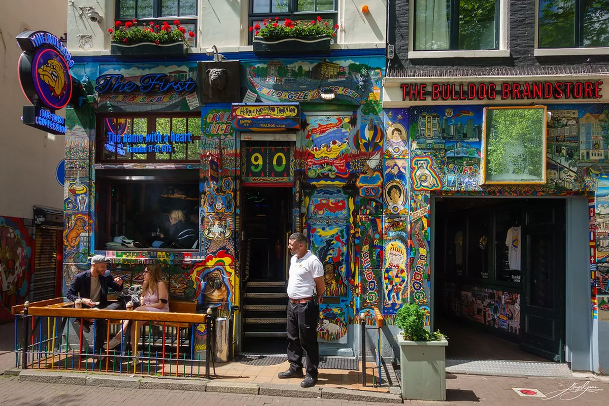 Amsterdam Coffee Shop Etiquette: Your 2025 Guide