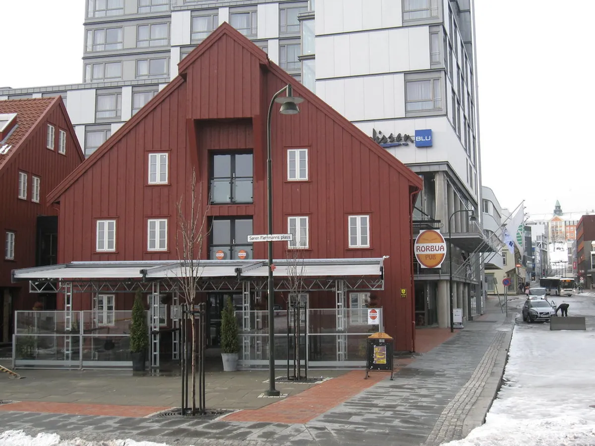 Study Architecture in Tromsø: Programs & Arctic Design