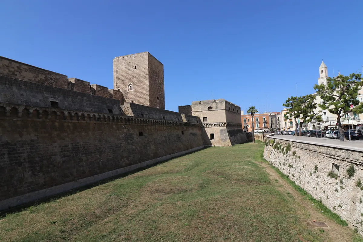 Bari Castle Opening Hours: Plan Your Castello Svevo Visit 2025