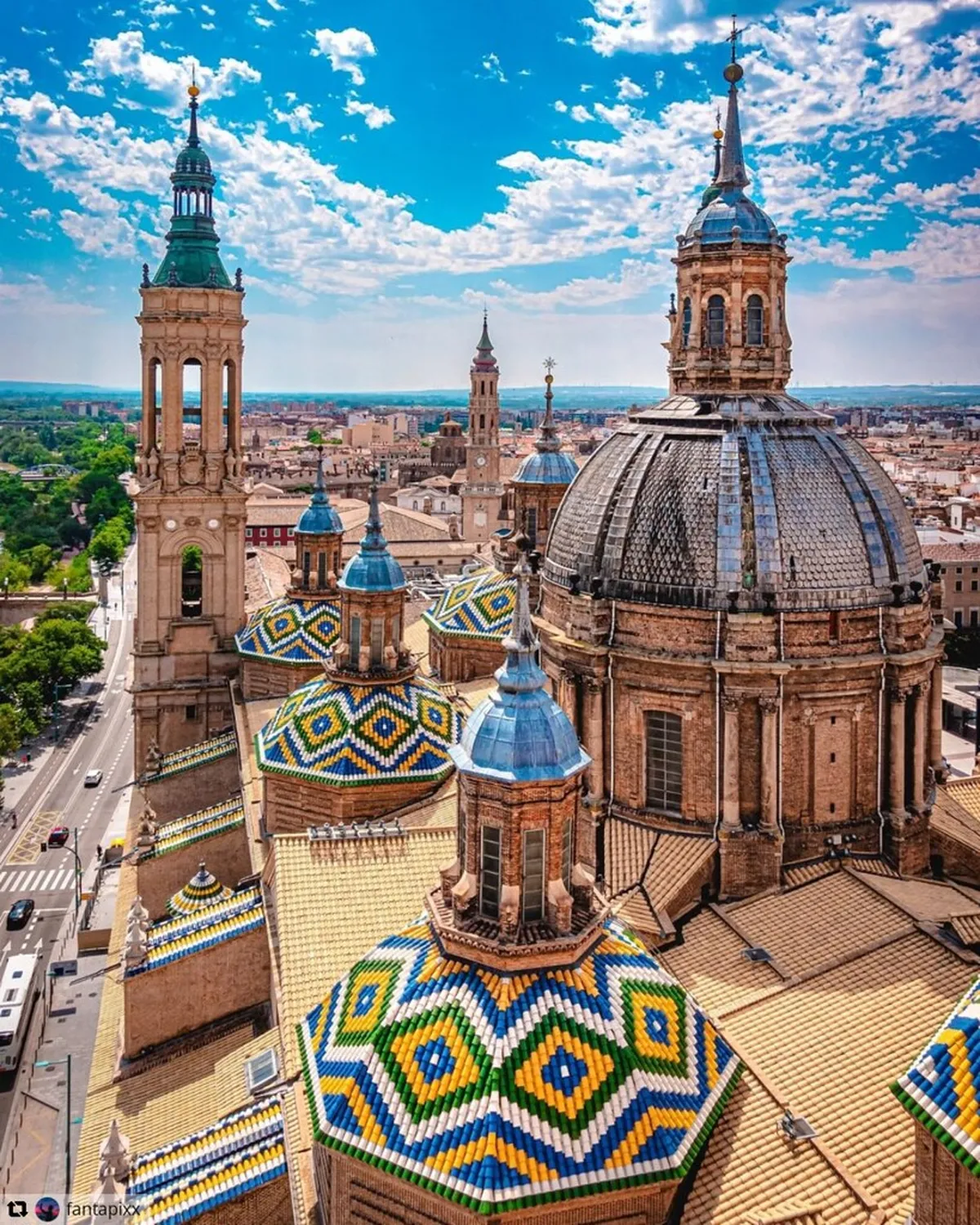 Your Guide to Basílica del Pilar Tickets in Zaragoza