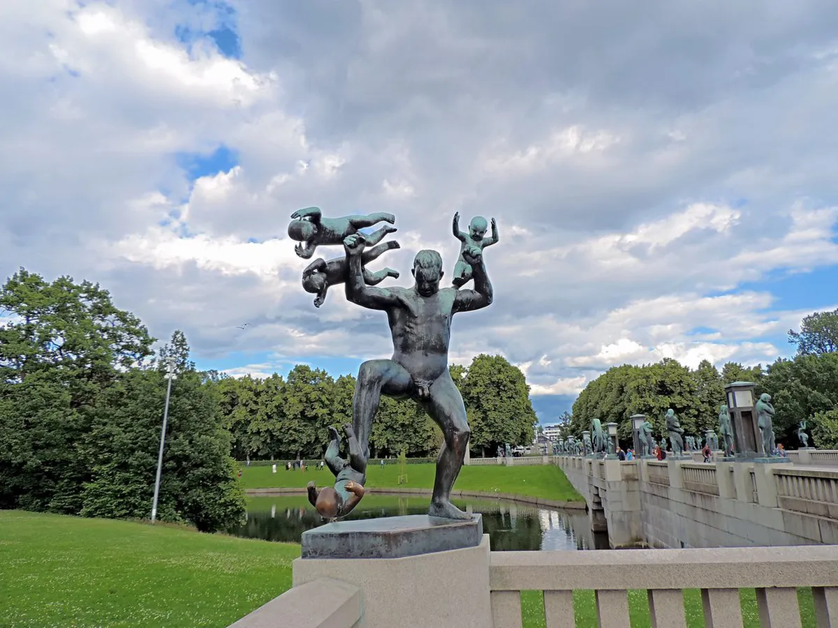 Discover the Best Architecture Walking Tours in Oslo