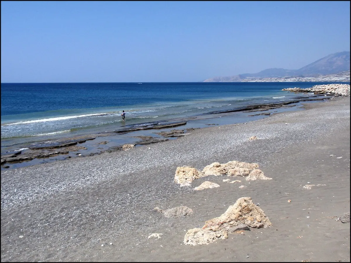 Best Ierapetra Beaches Guide 2025: Sun & Sea in Crete