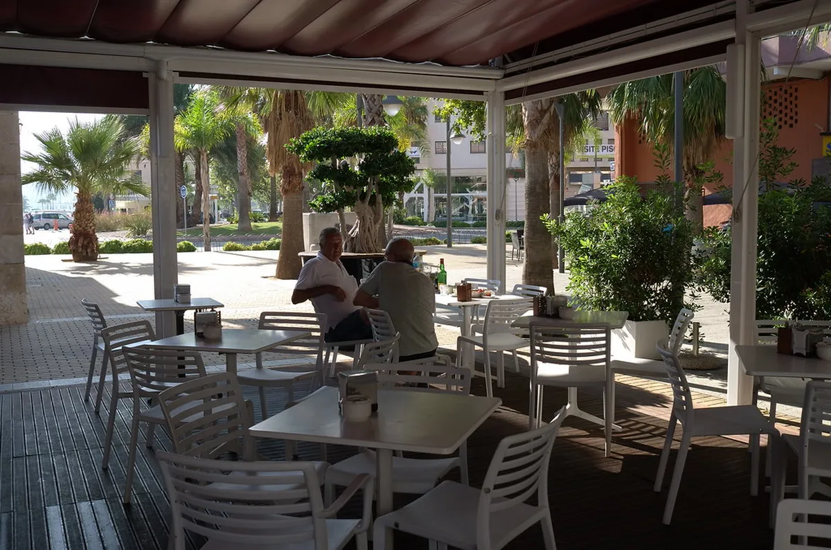 Dénia's Best Restaurants: A 2025 Culinary Guide