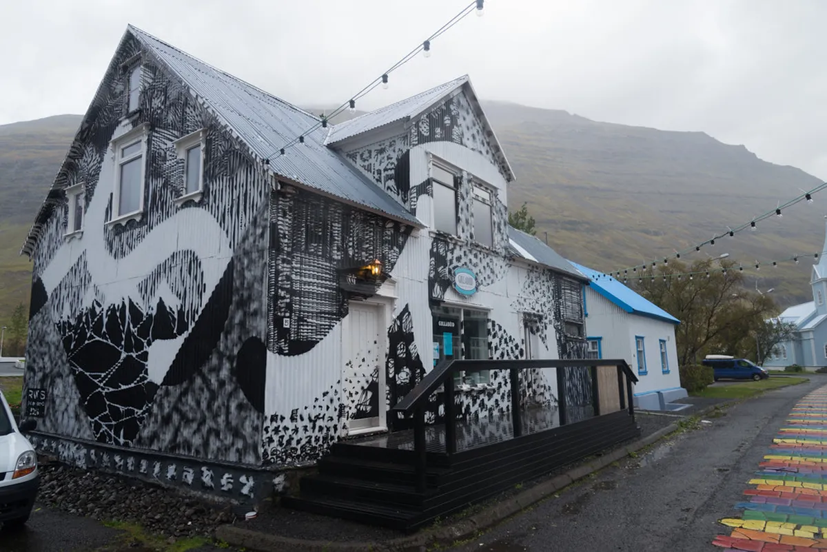 Best Restaurants Seyðisfjörður: Your 2025 Dining Guide