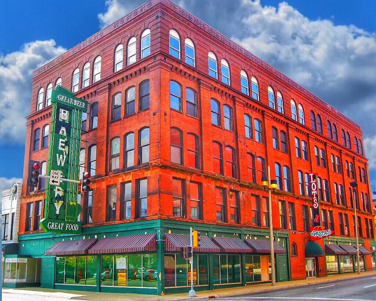 Best Street Art Locations: Stavanger City Map Guide