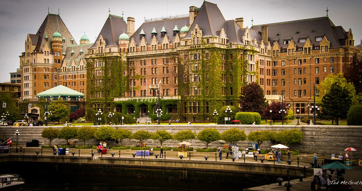 Best Time to Visit Bosa, Italy: Your 2026 Travel Guide