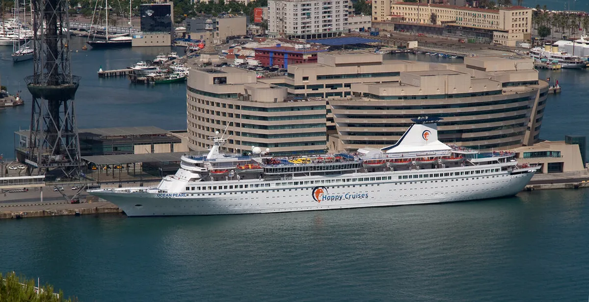 Easy Ways to Book Piraeus Tours for Your 2025 Greek Adventure