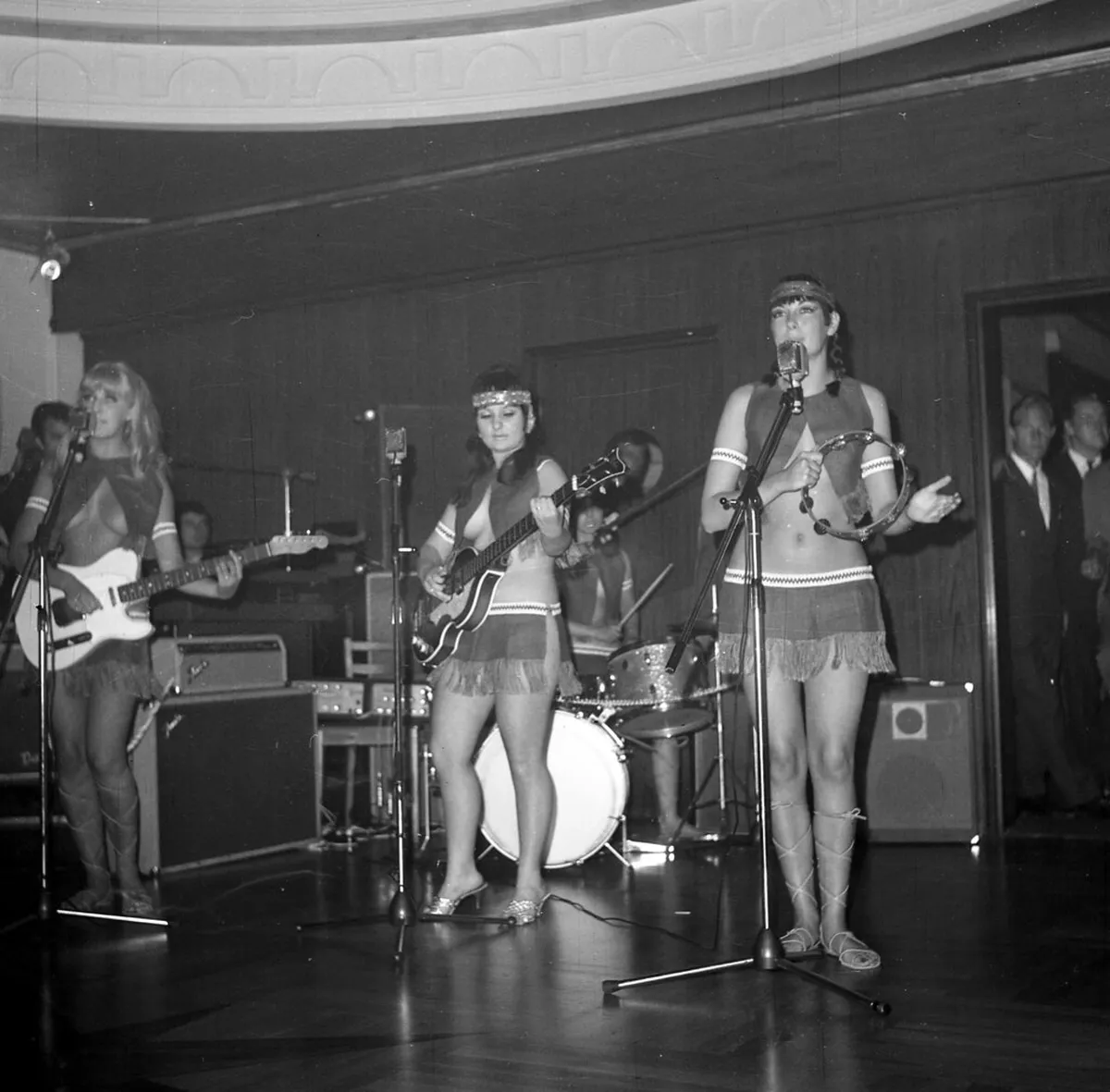 Booking Trondheim Architecture Walking Tours for 2025