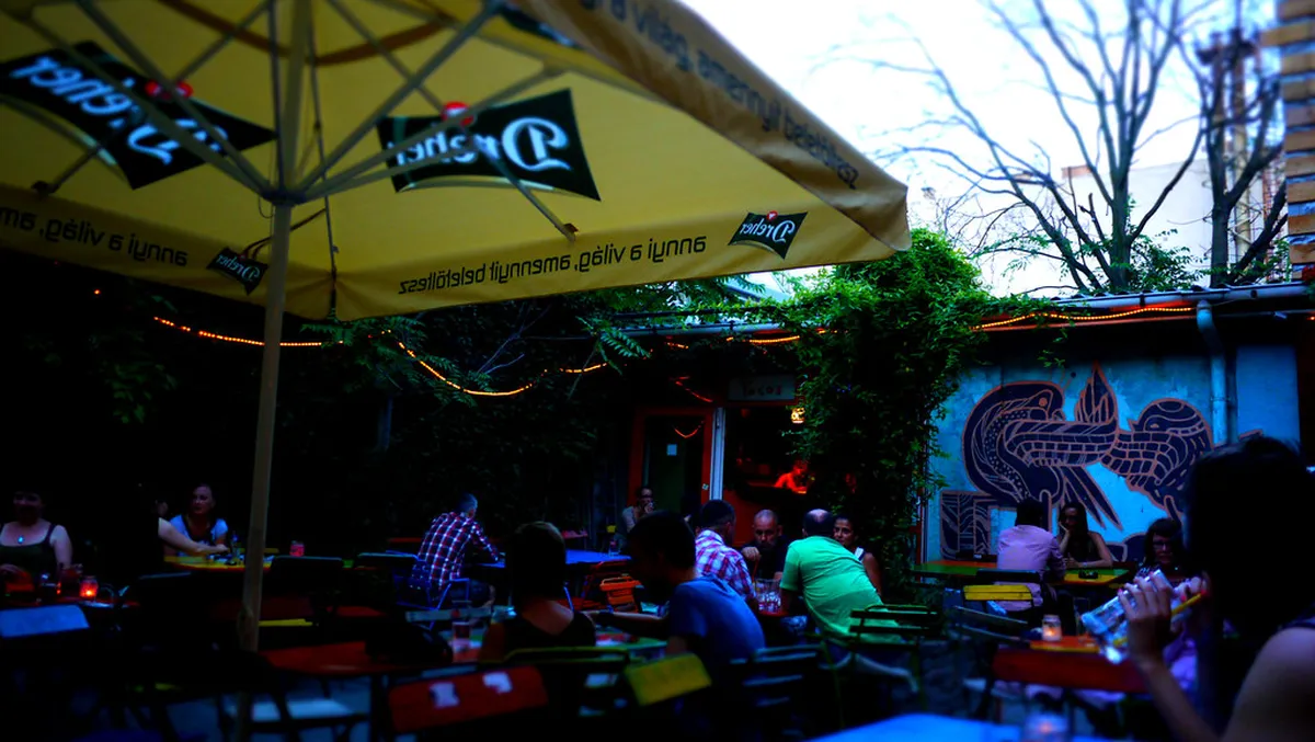 Budapest Ruin Bars: Your Ultimate 2025 Experience Guide