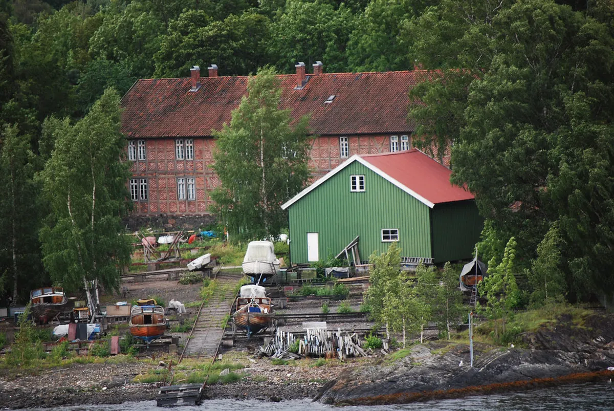 Discover Iconic Buildings Along Oslofjord in 2025