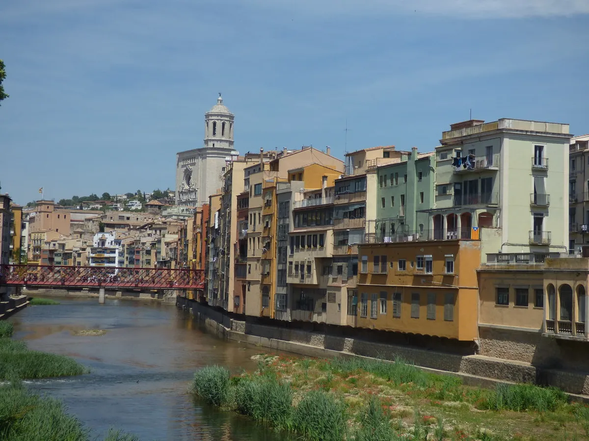 Carcassonne Budget Tips 2025: Save Money on Your Trip