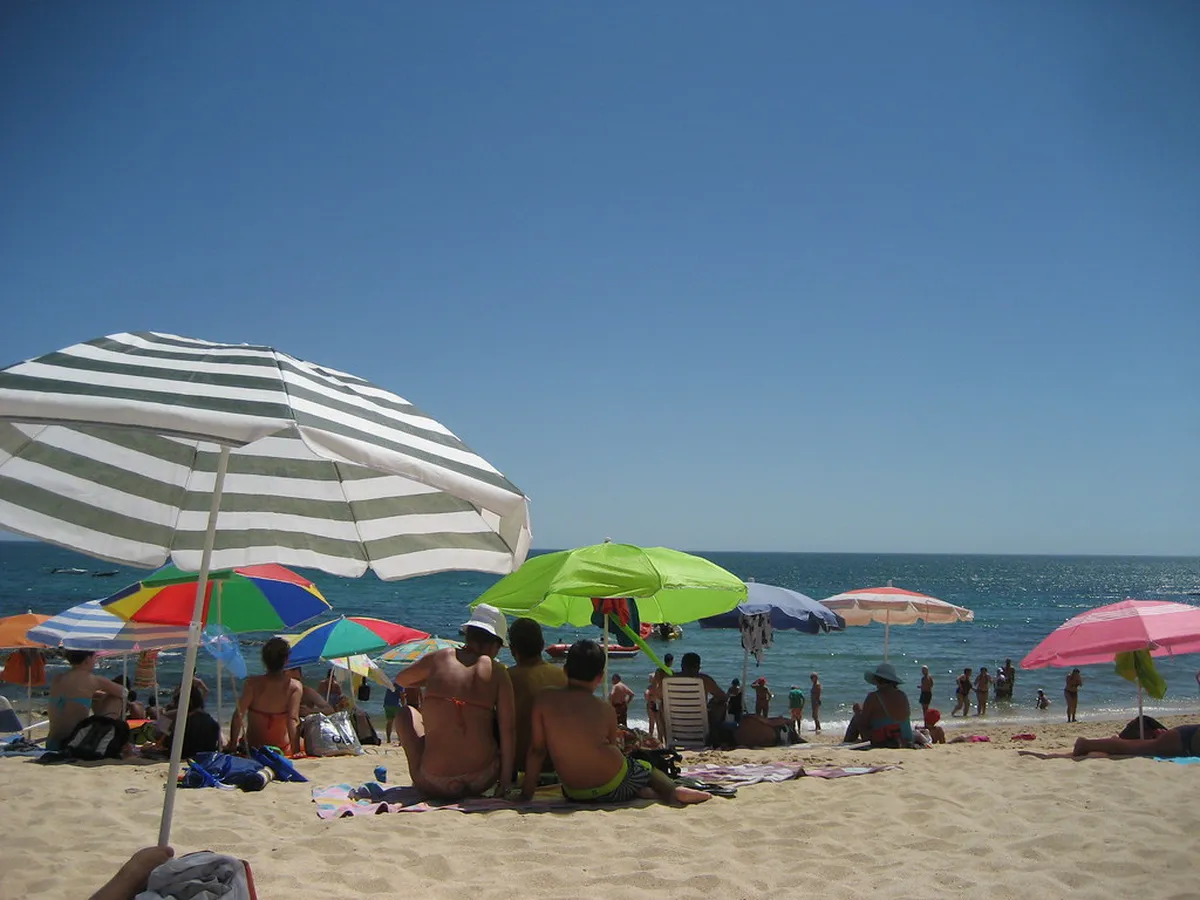 Carvoeiro Nightlife Fun Options: Your 2025 Guide