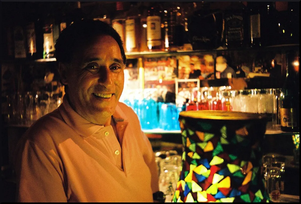 Chartrons District Bordeaux Guide: Explore Its Bohemian Charm