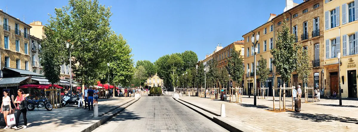 1-Day Cours Mirabeau Morning Walking Tour Guide