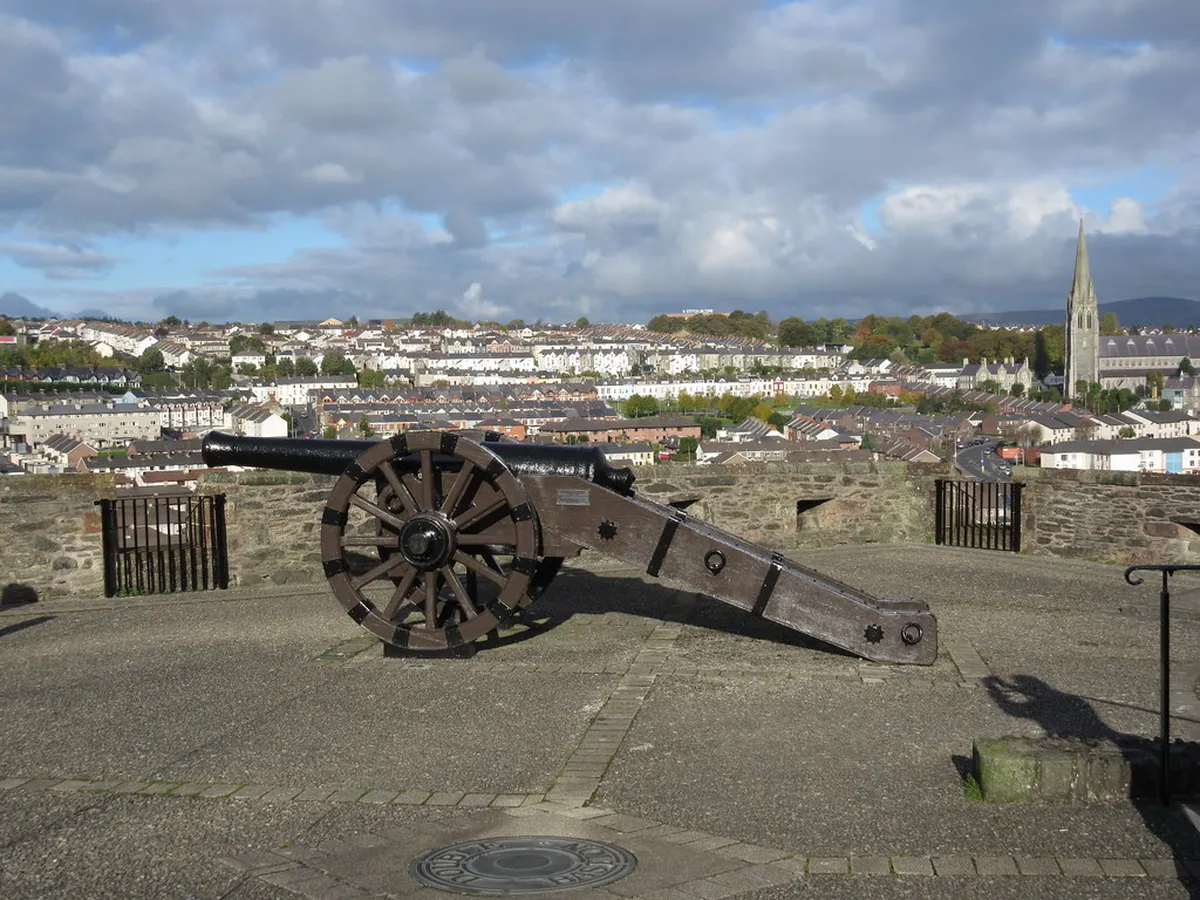 Derry Londonderry Itinerary: First-Timer's Guide 2025