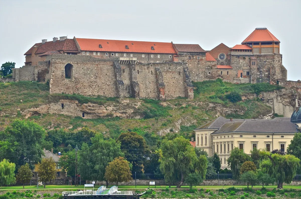 Esztergom Castle: Essential Visiting Tips for 2025