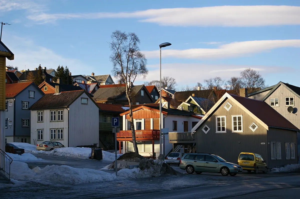 Your Free Tromsø Architecture Guide for 2025