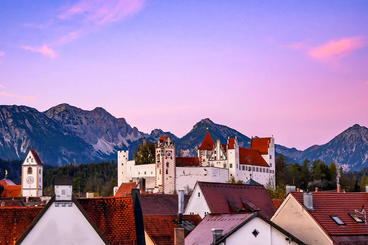 Füssen Old Town Highlights: Your 2025 Bavarian Guide