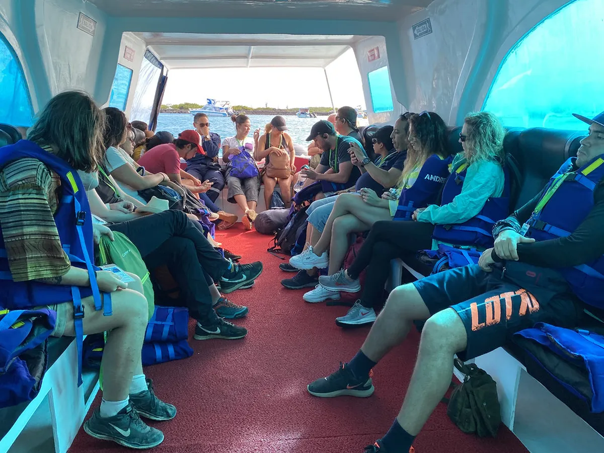 Getting Around El Puerto: Your 2025 Transport Guide