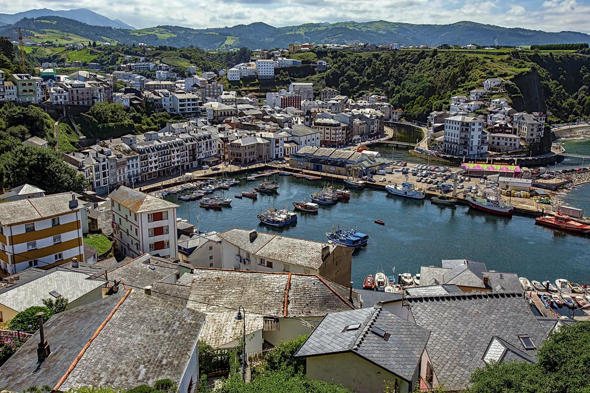 Getting Around Oviedo: Your Ultimate 2026 Transport Guide