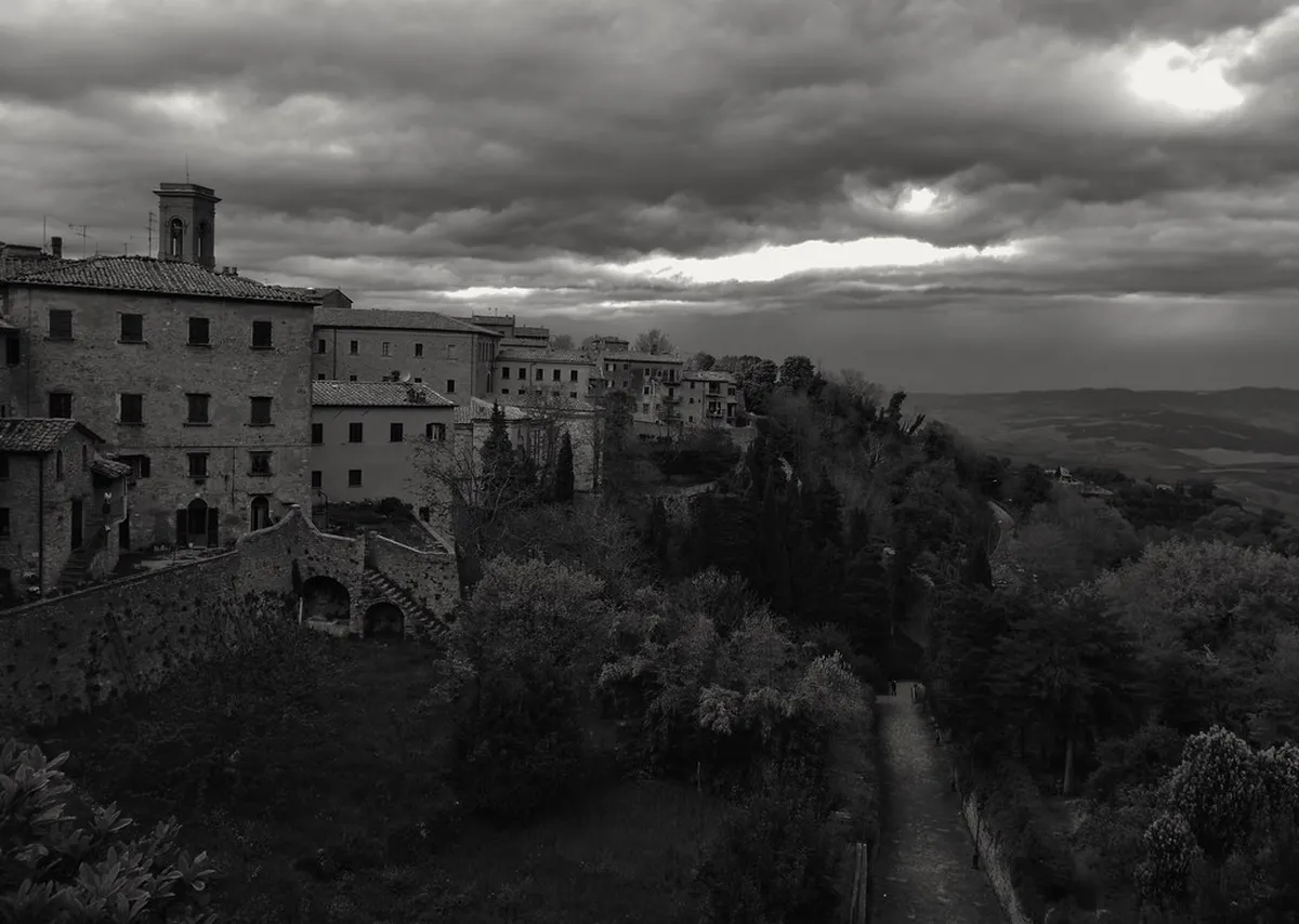 Your Guide to Getting Around Volterra City in 2025