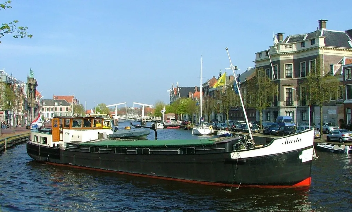 Haarlem Canals Boat Tour: Your Ultimate Guide for 2025