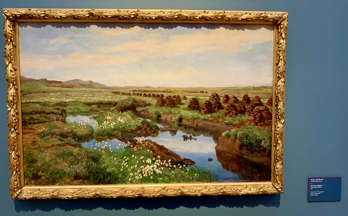 Exploring Stavanger Cathedral Interior: History & Design