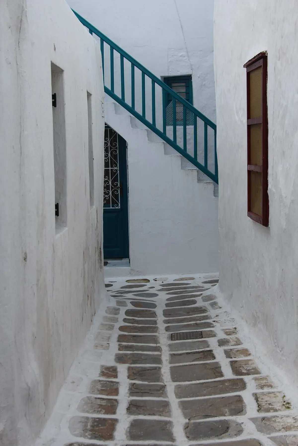 How to Get Around Hora Mykonos Easily in 2025