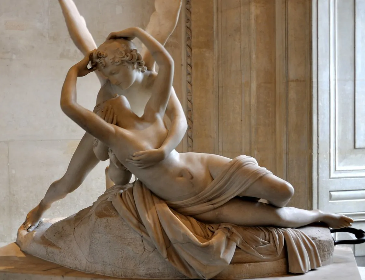 How to Learn the Art of Sabrage in Epernay: Practical Workshop Guide