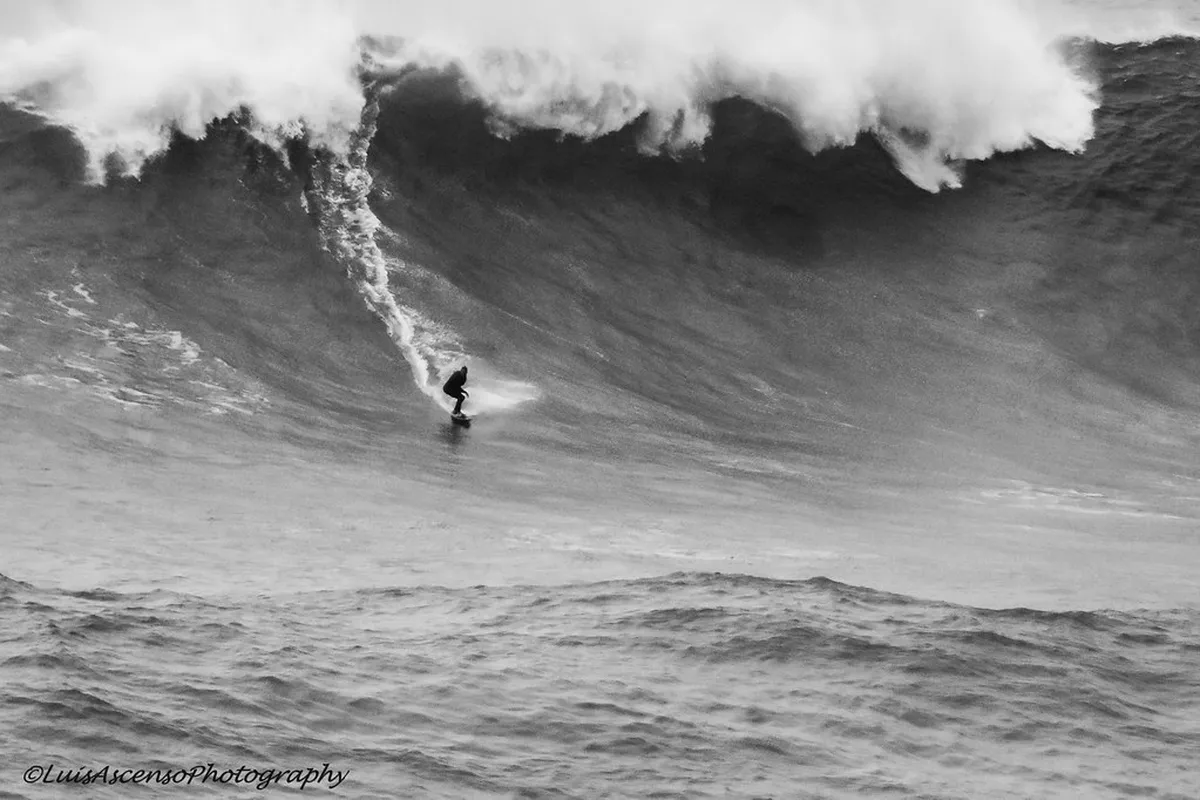 Nazaré Big Wave Surfing: Ultimate Guide for 2025