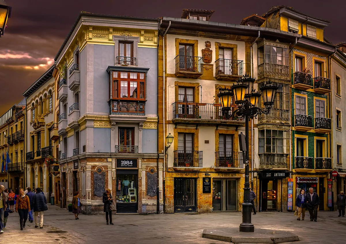 Oviedo Walking Tour Route: Explore Historic City in 2025