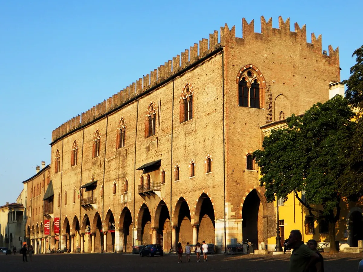 Secure Your Palazzo Ducale Mantua Tickets 2025