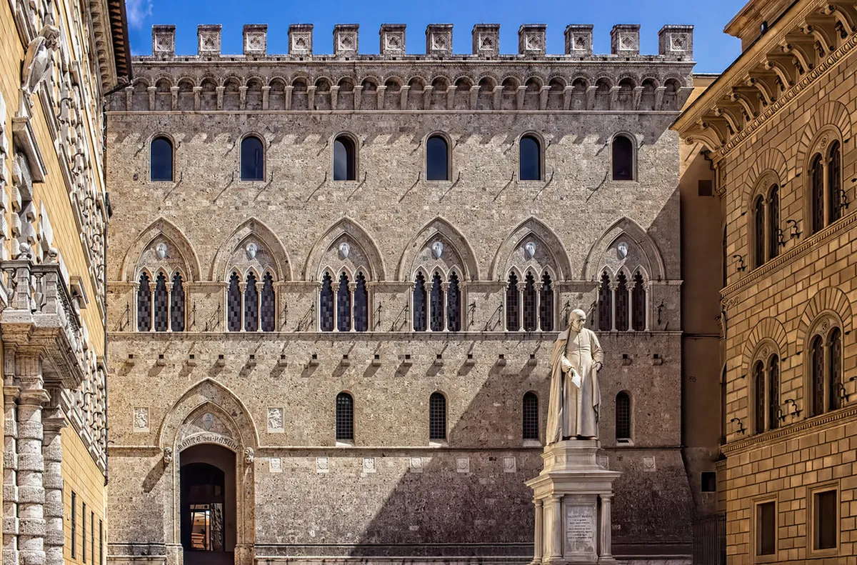 Palazzo Pubblico Opening Hours & Visit Guide 2025