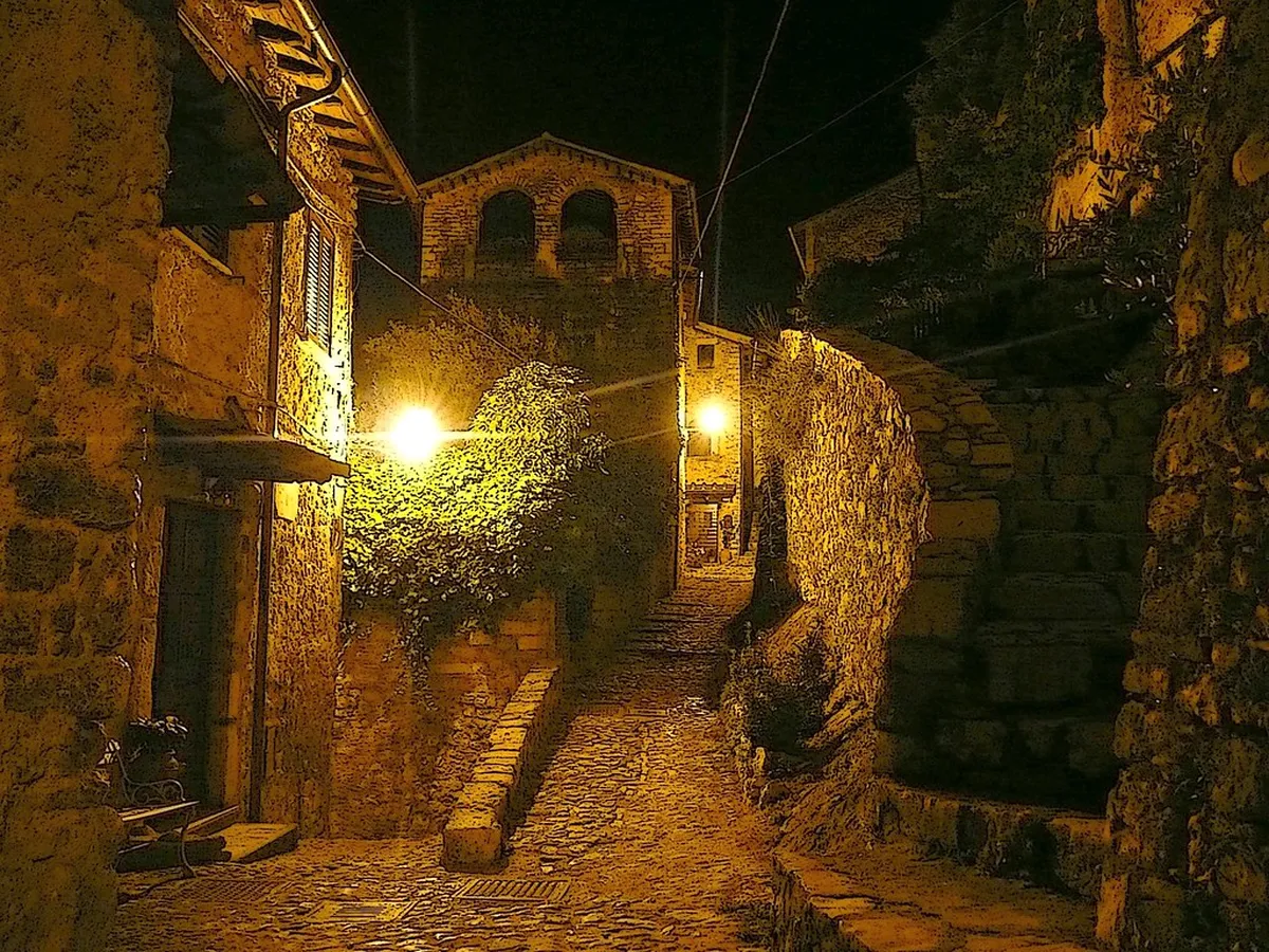 Discover Rome's Best Walking Tour Routes for 2025