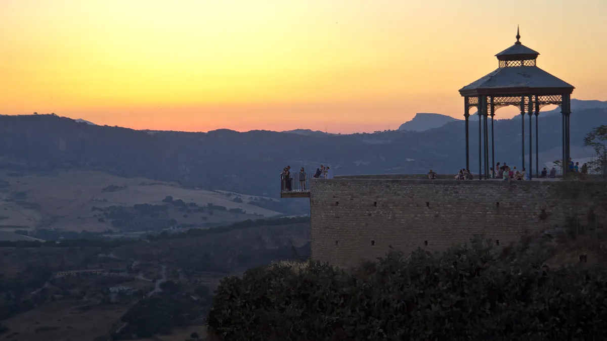 Ronda Viewpoint Photography: Best Tips for 2025