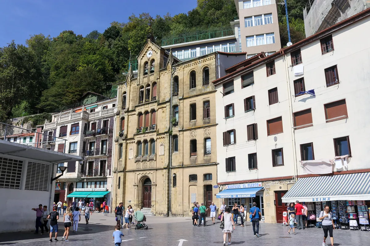 San Sebastián Old Town Highlights: Your 2025 Travel Guide