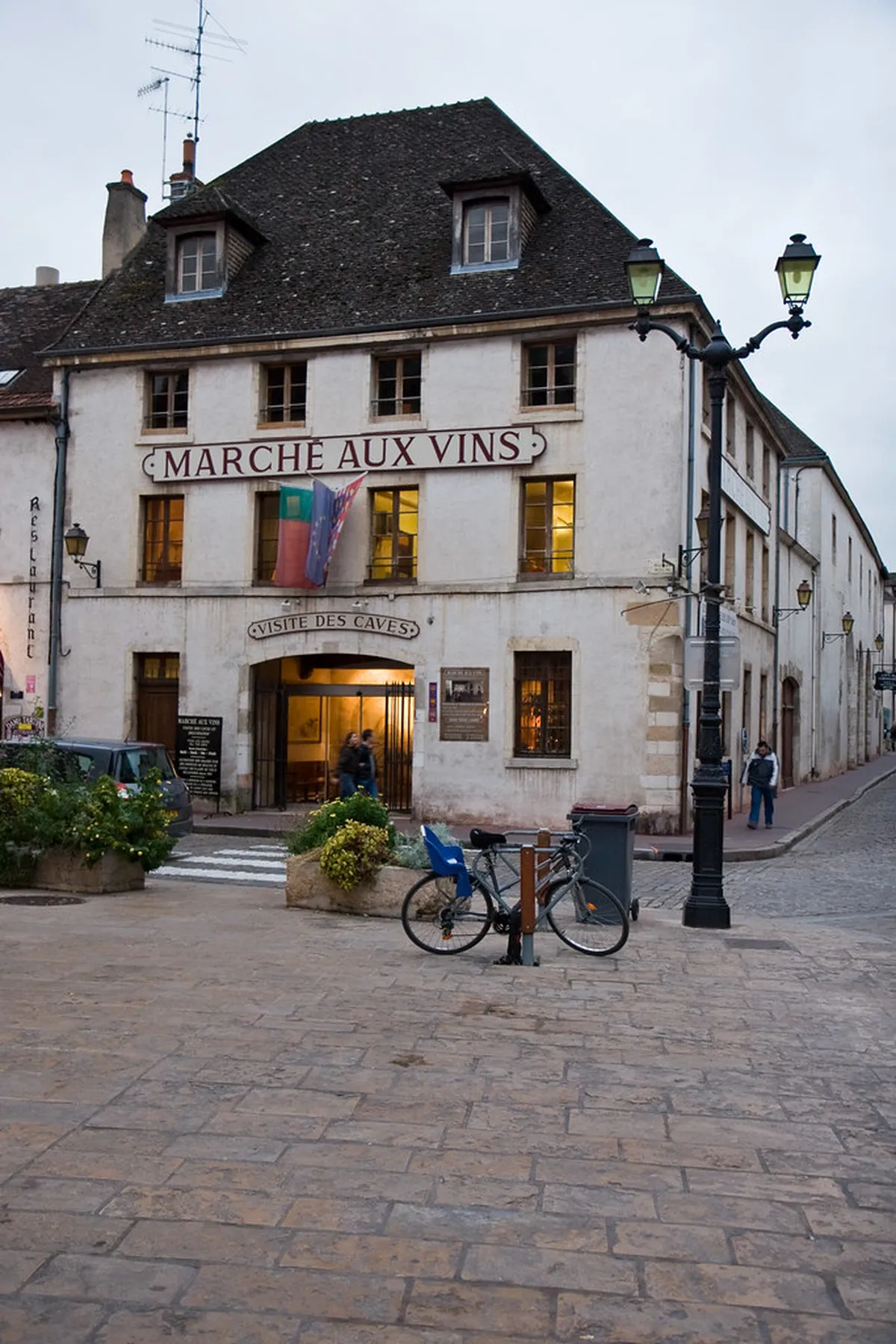 Self-Guided Beaune Walking Tour: Medieval Walls Guide
