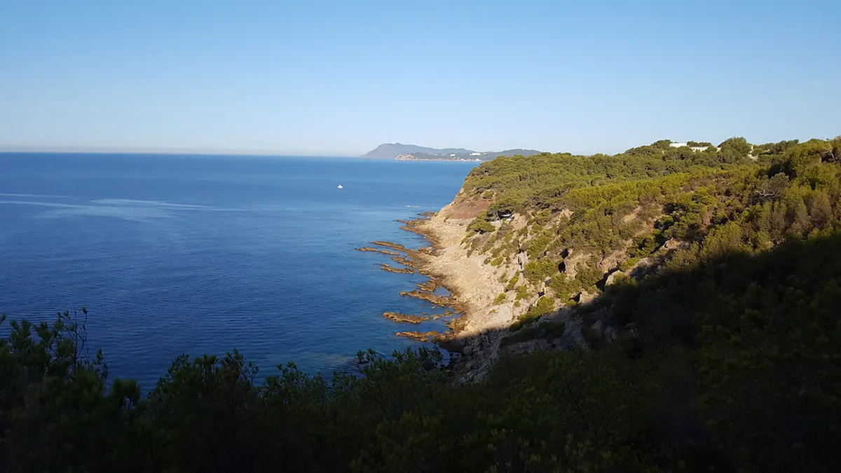 1-Day Sentier du Littoral Walking Itinerary (St-Tropez)