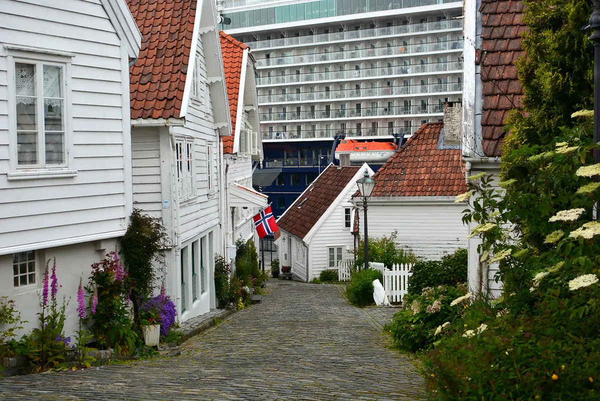 Stavanger Architecture Tours Map: Explore City Designs