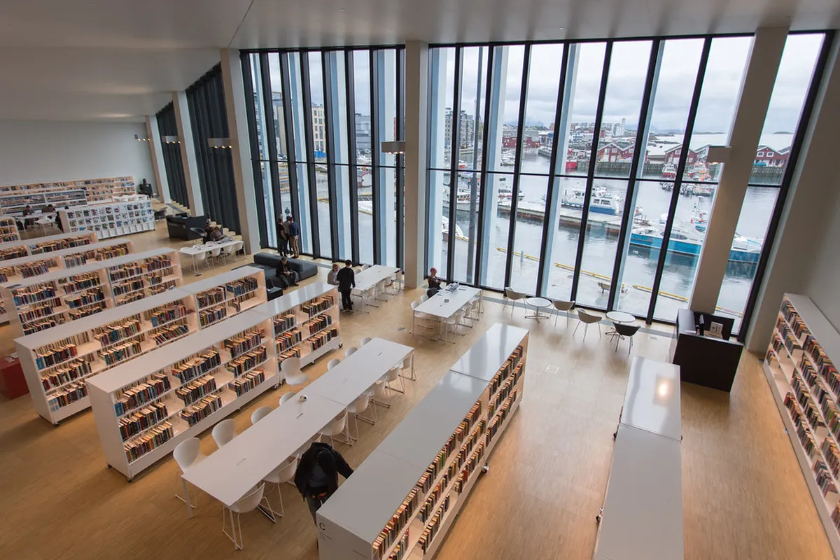 Discover Stormen Library's Design Features in Bodø