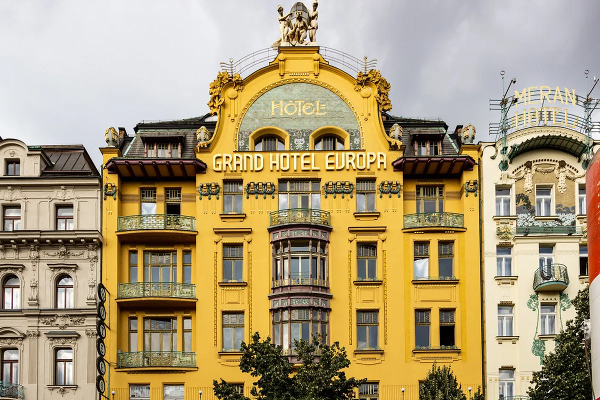 Top Karlovy Vary Restaurants: A 2025 Dining Guide
