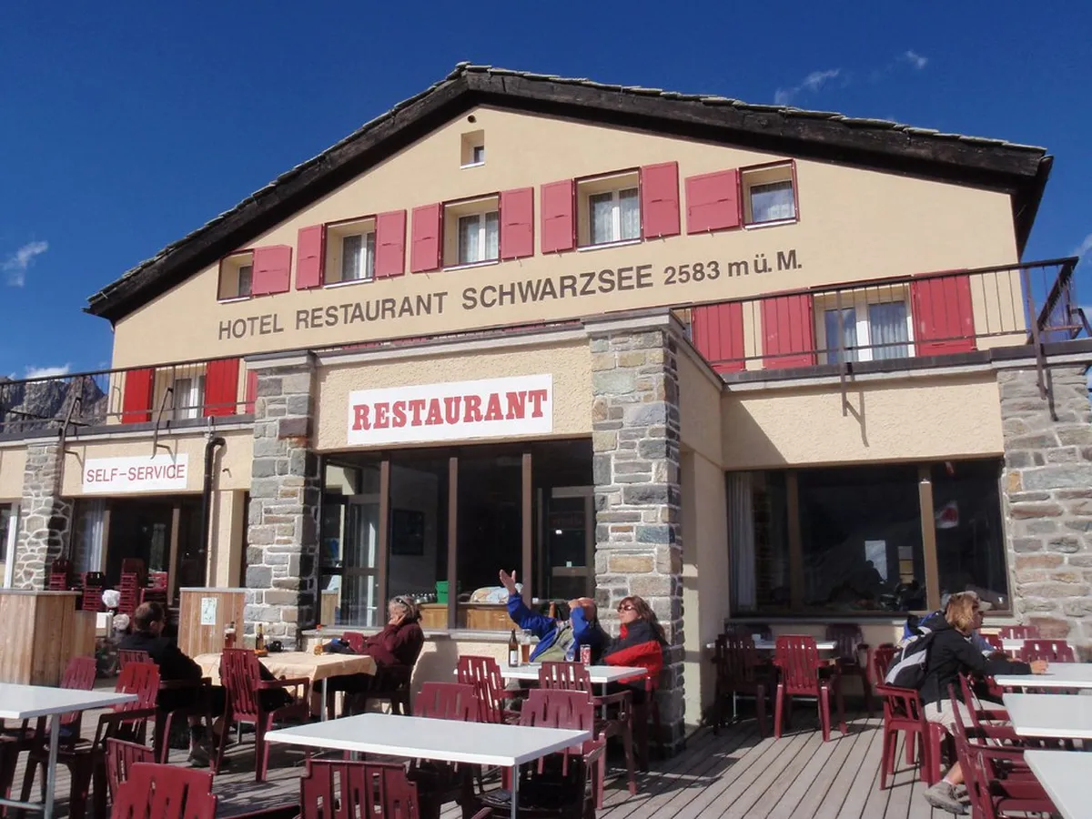 Top Zermatt Restaurants Guide for 2025 Dining