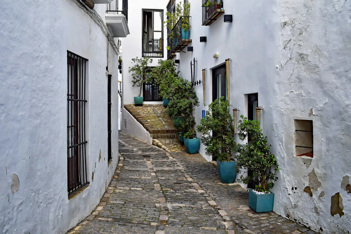 Vejer de la Frontera Itinerary: First-Timer's Guide 2026