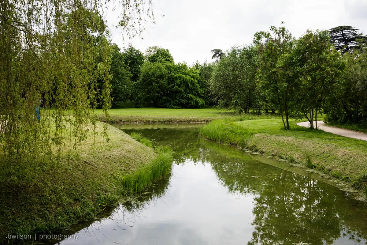 Versailles Gardens Exploration Guide 2025: Tips & Routes