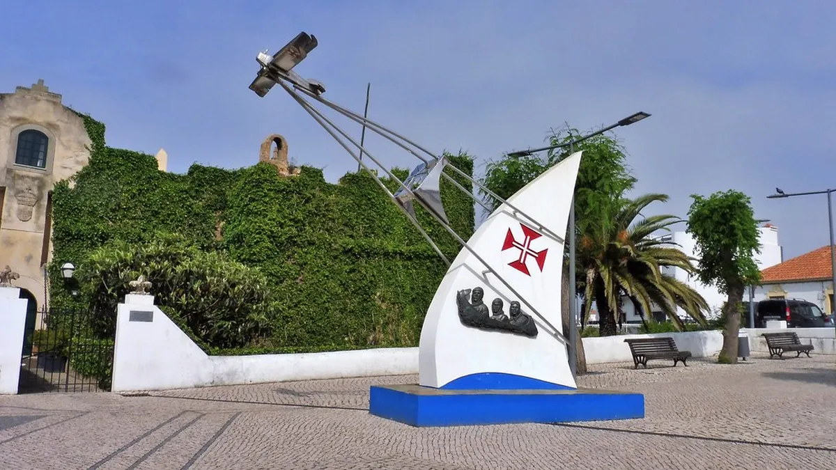 Vila Nova Milfontes Surf Lessons: Your 2025 Guide