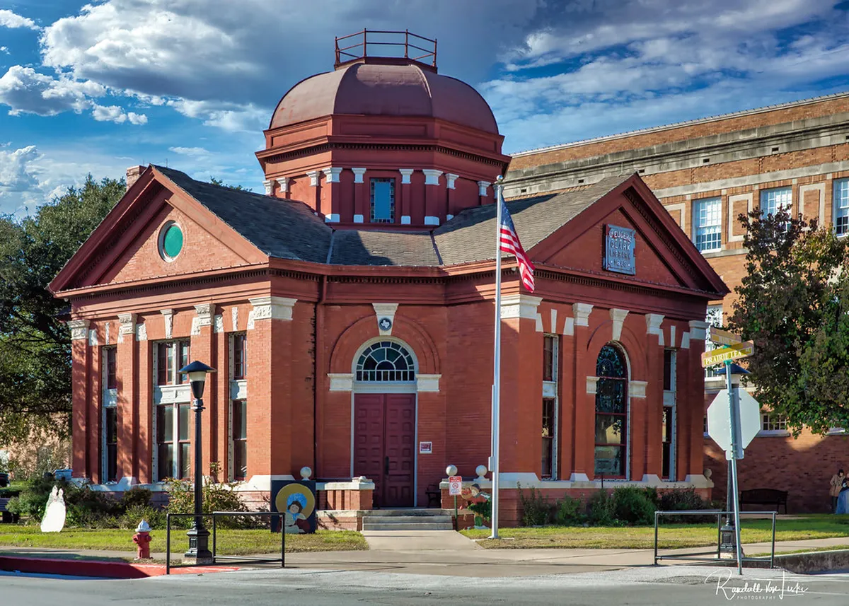 7 Best Things to Eat in Orléans: Tarte Tatin, Vinegar, and More